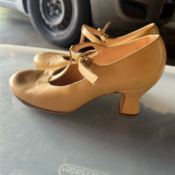 LaDuca Tan Women's Tap Shoes - Picture 2 of 8
